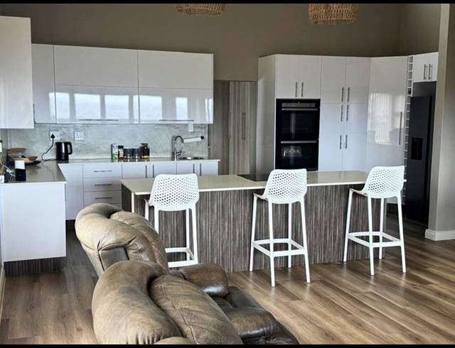 4 BEDROOM HOUSE FOR SALE IN MONTE CHRISTO